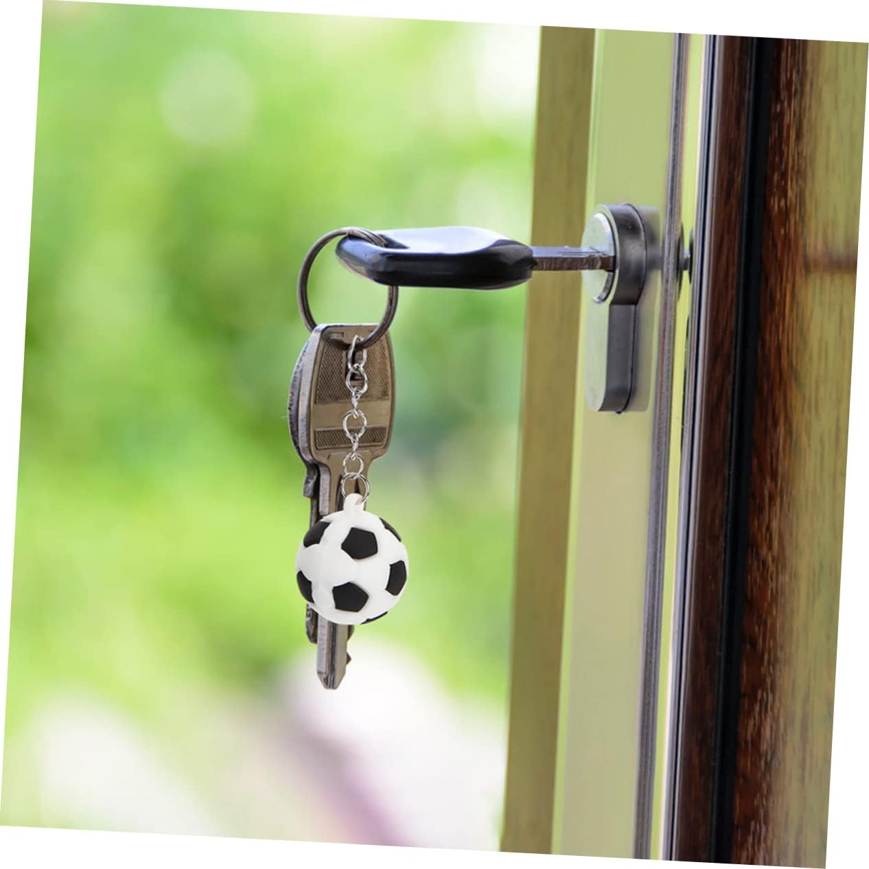 LIFKOME 16Pcs Soccer Keychains for Boys Sports Party Favors