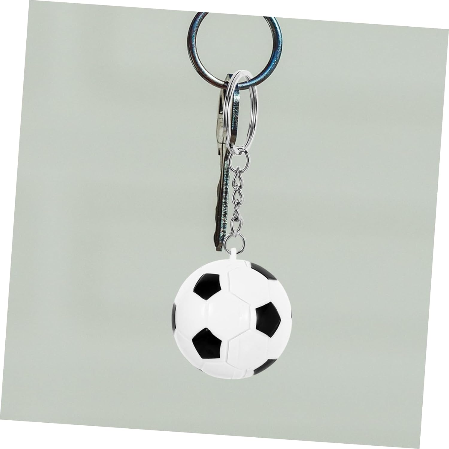 VOSAREA 2Pcs Soccer Ball Keychains for Boys