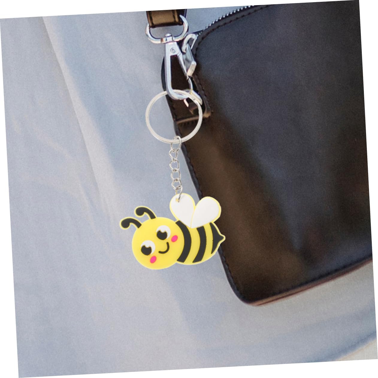 VICASKY 20pcs Bee Keyrings Cute Spring Themed Backpack Charms Party Favors