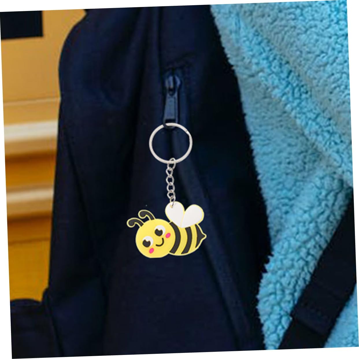 VICASKY 20pcs Bee Keyrings Cute Spring Themed Backpack Charms Party Favors