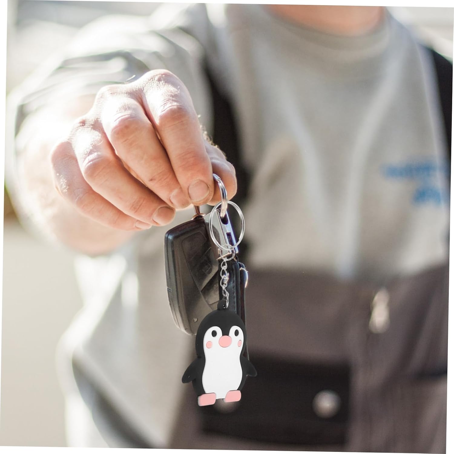 24Pcs Adorable Penguin Keyrings for Animal Themed Parties