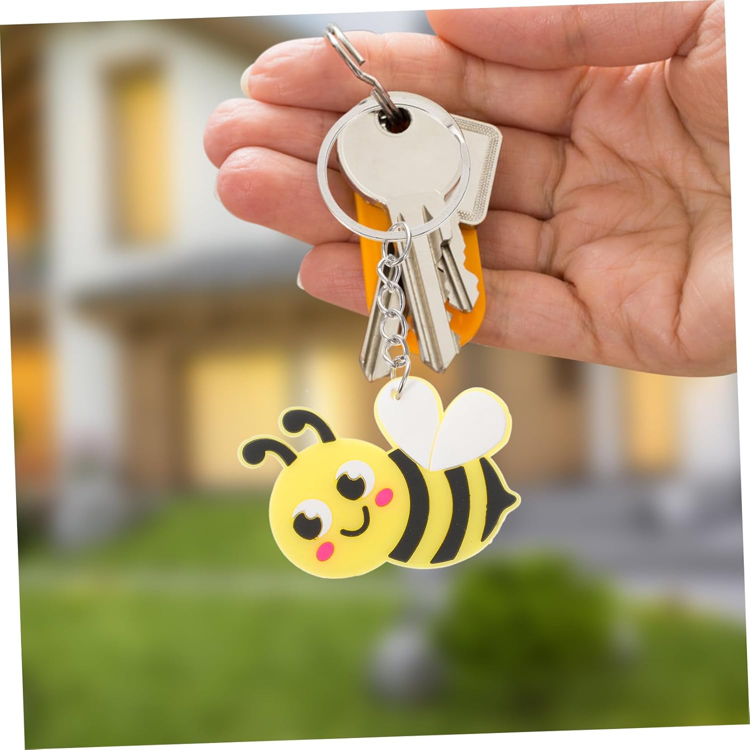 72 Pcs Cartoon Bee Metal Keychains Party Favors