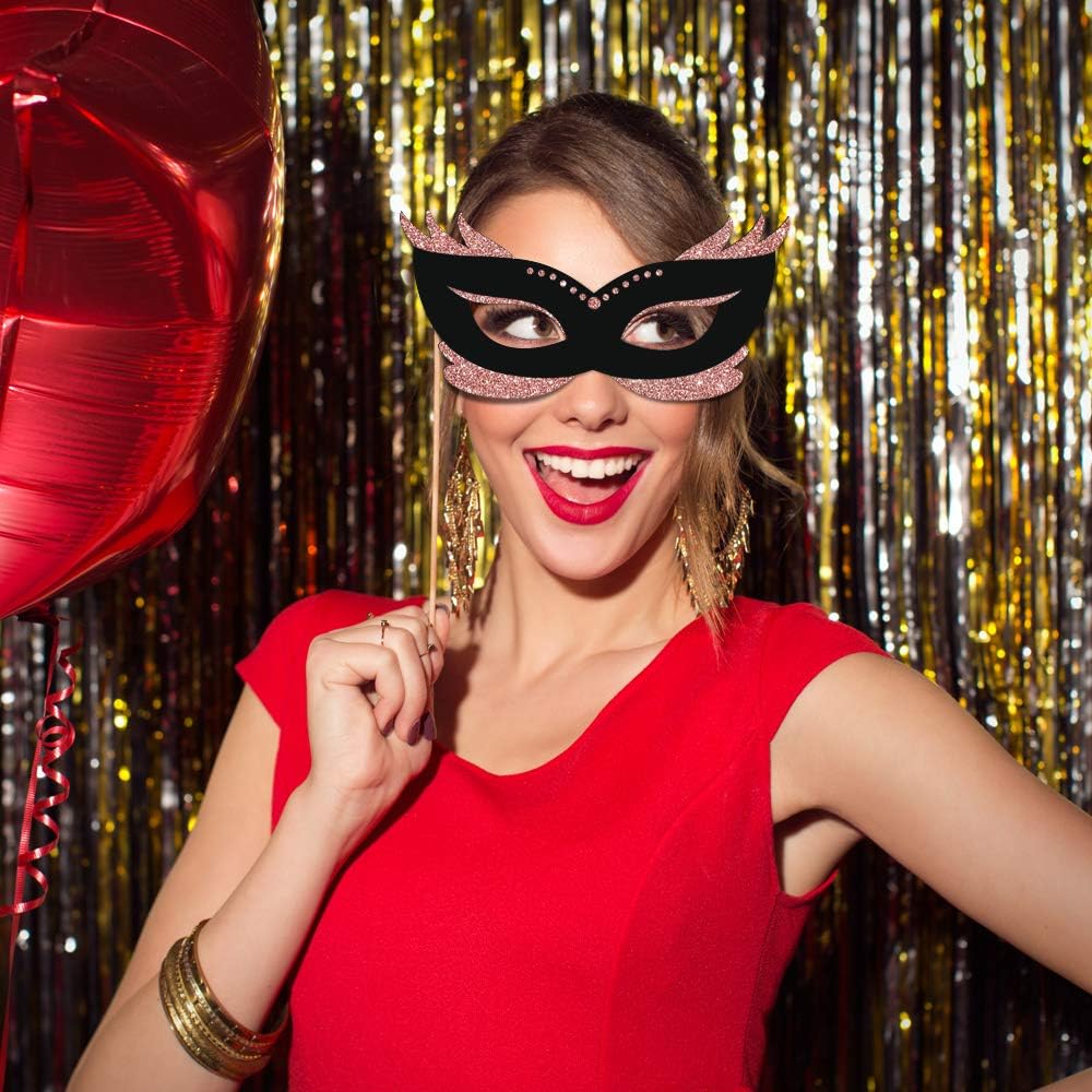Fully Assembled Birthday Photo Booth Props 30 Piece Set